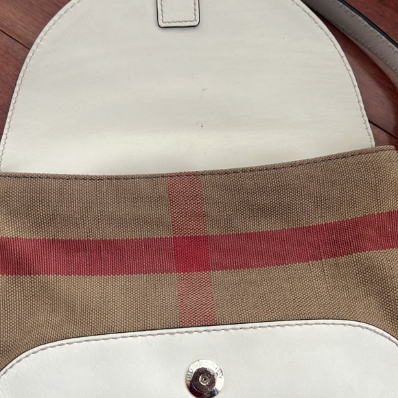 Burberry Canvas House Check Small Henham Crossbody White - Picture 11 of 16